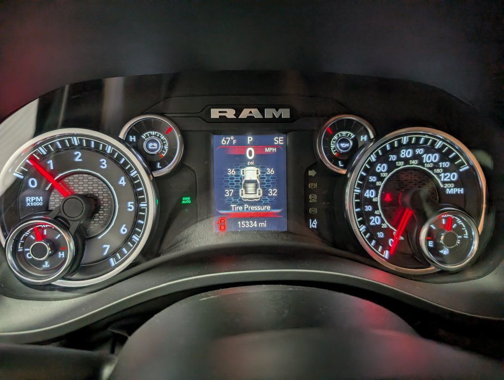 Used 2023 RAM 1500 Big Horn AWD/4WD image 16
