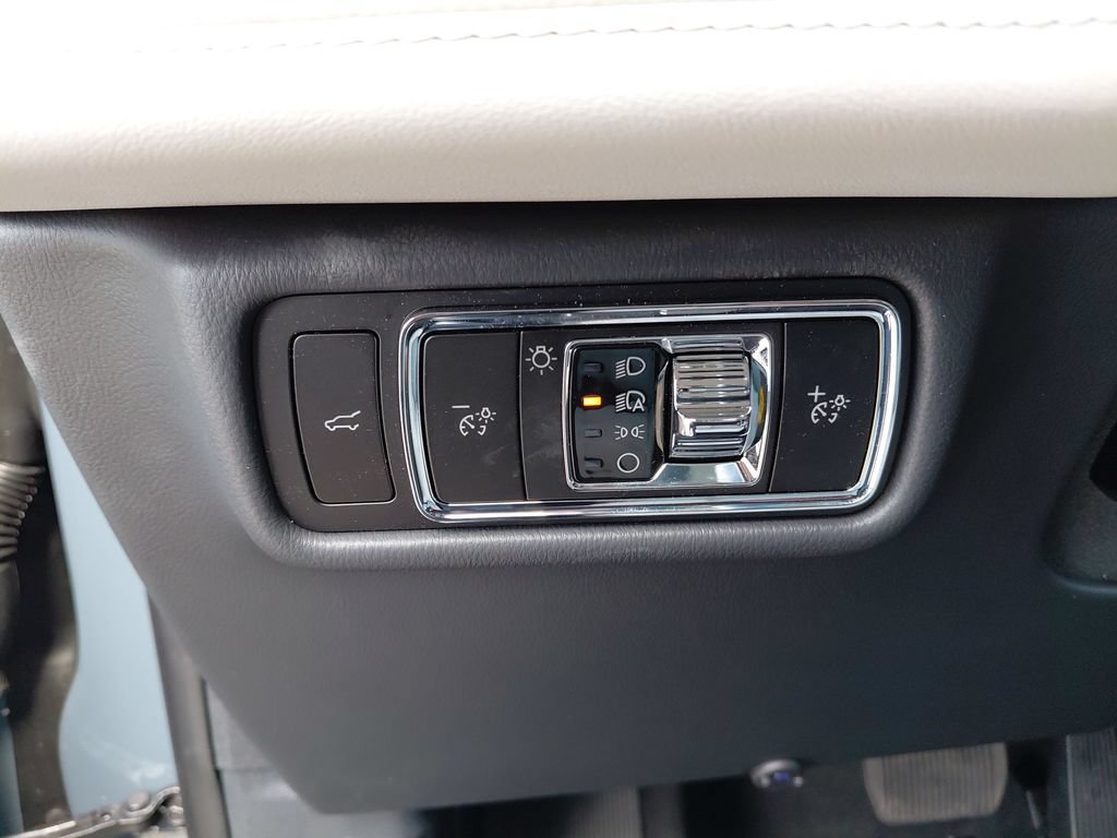 New 2026 Lincoln Aviator AWD w/ Jet Appearance Package image 14