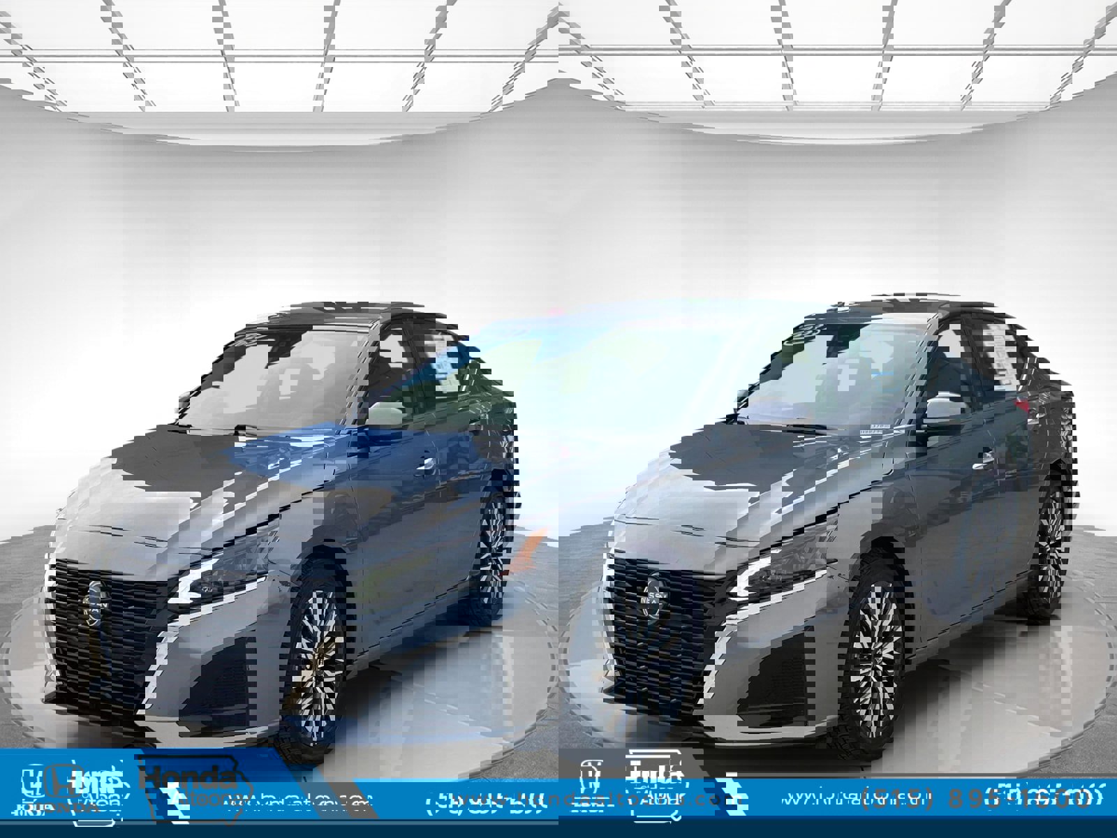 Used 2023 Nissan Altima 2.5 SV