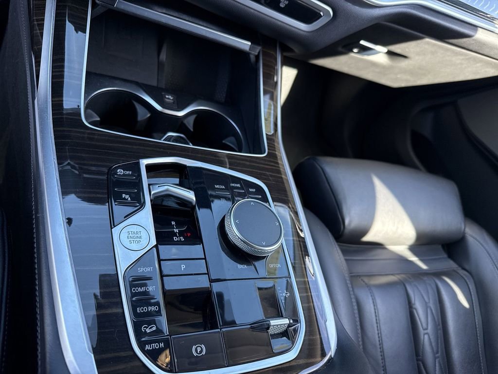 Used 2023 BMW X7 xDrive40i image 18