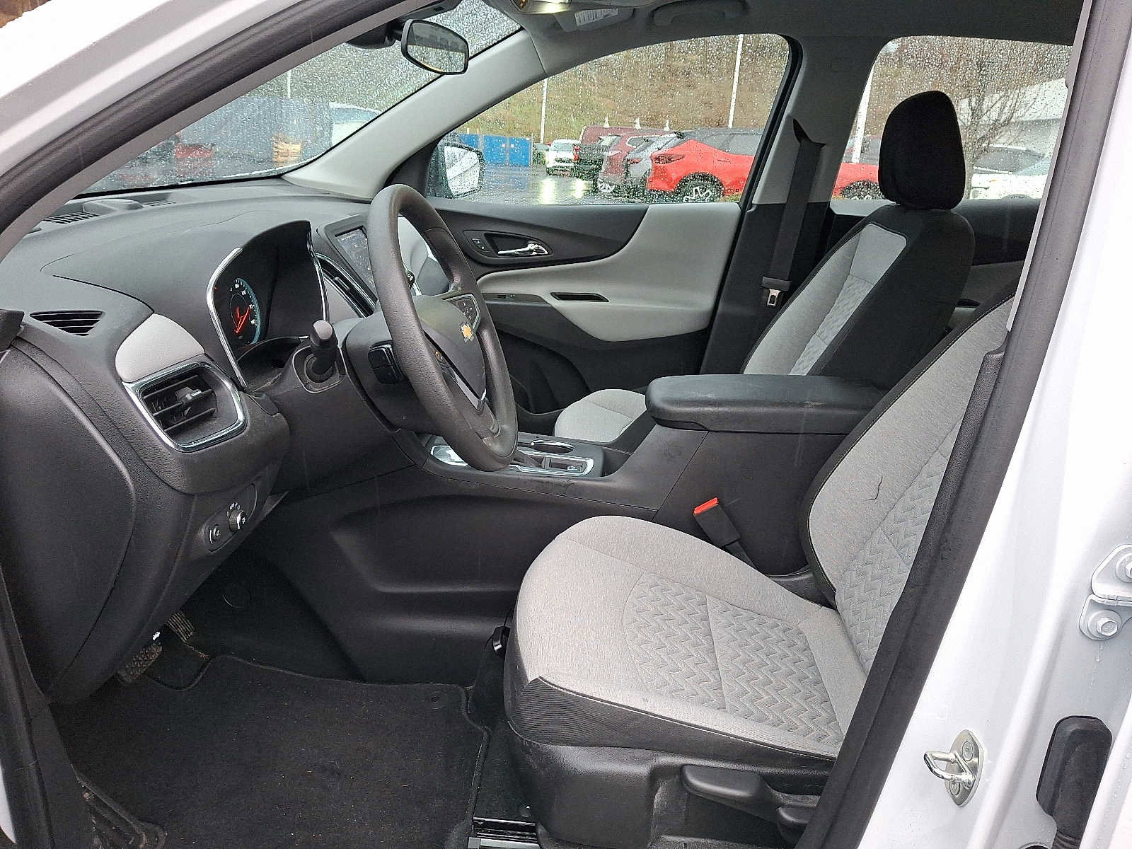 Used 2023 Chevrolet Equinox LS w/ Sport Edition image 13