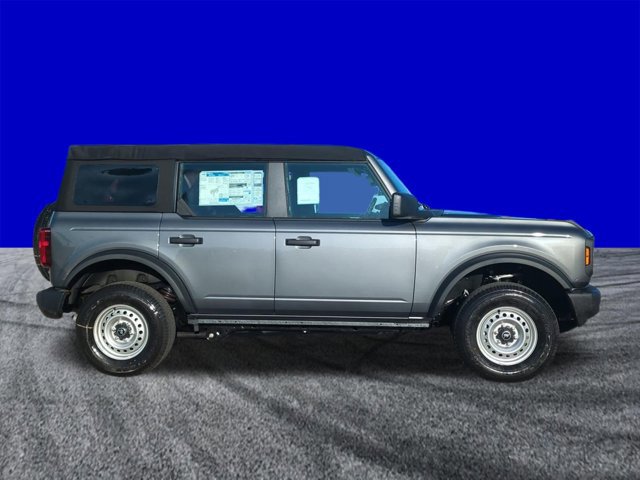 New 2026 Ford Bronco 4-Door image 3