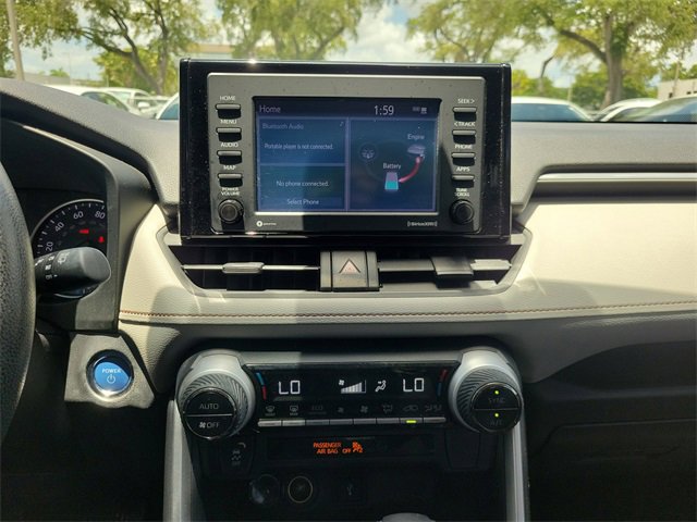 Used 2022 Toyota RAV4 XLE image 19