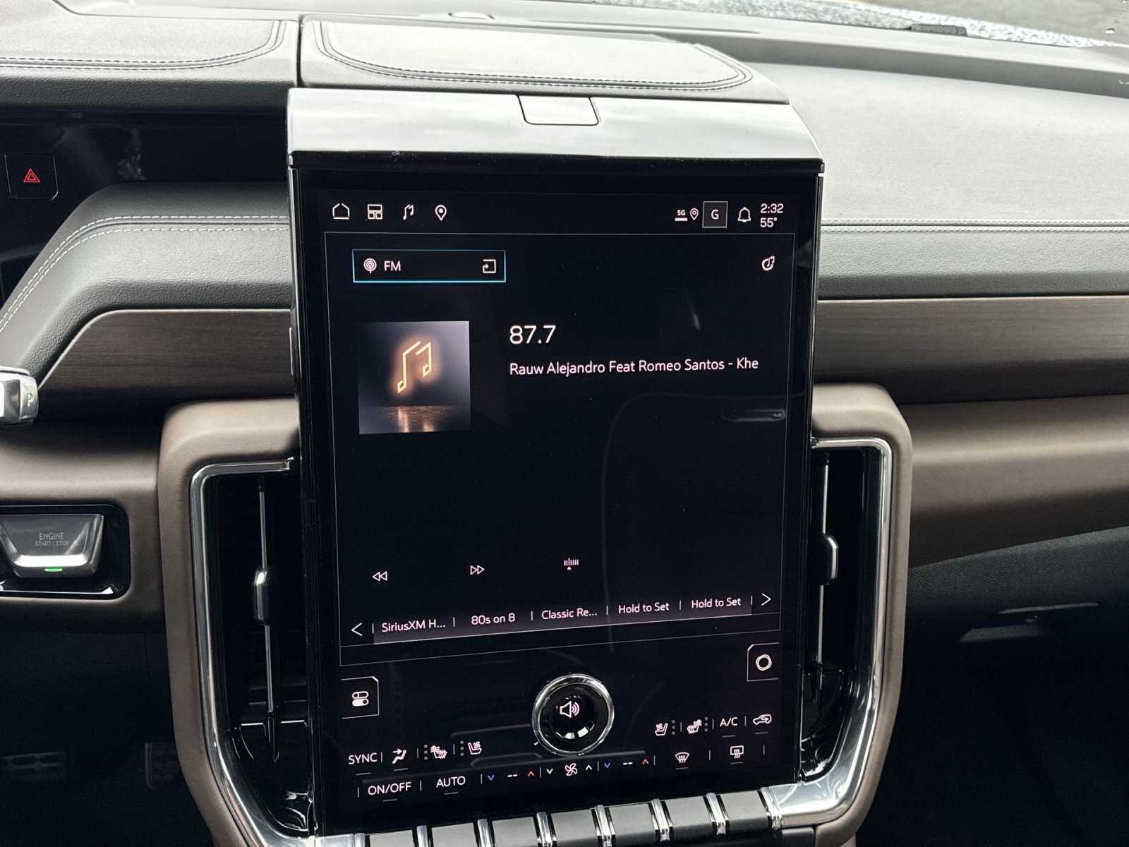 New 2026 GMC Yukon XL Denali Ultimate AWD/4WD image 17
