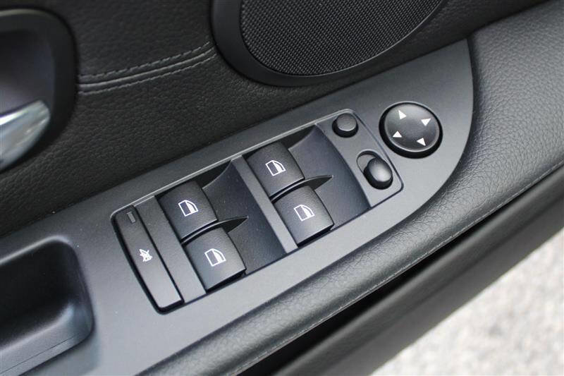 Used 2008 BMW 528xi Sedan image 14