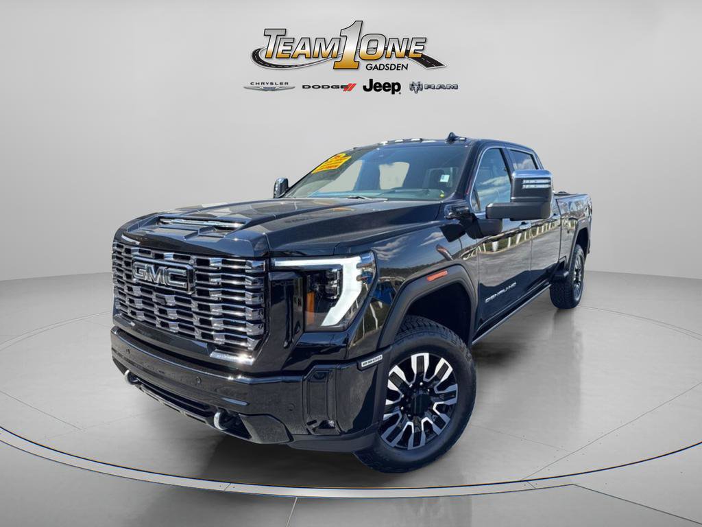Used 2026 GMC Sierra 2500 Denali Ultimate w/ Max Trailering Package image 4