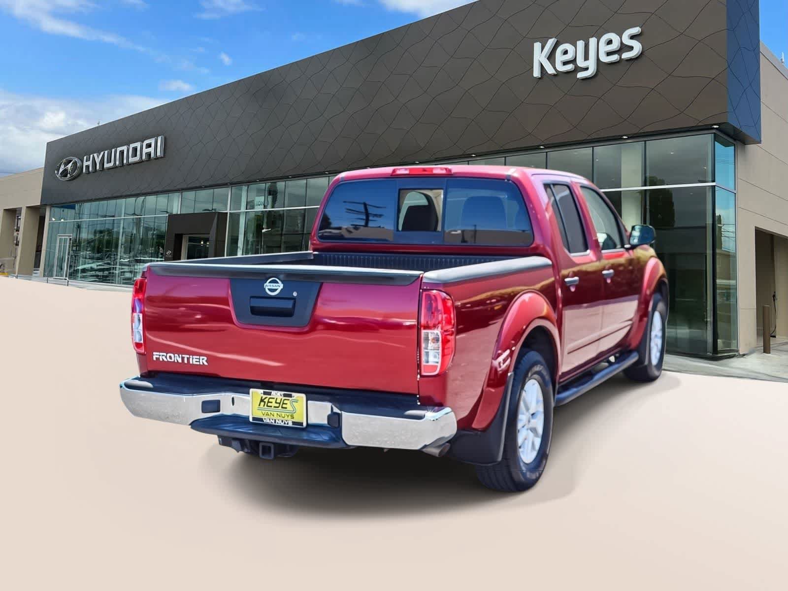 Used 2017 Nissan Frontier SV RWD image 3