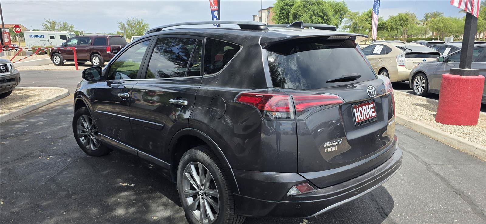 Used 2017 Toyota RAV4 Platinum FWD image 7