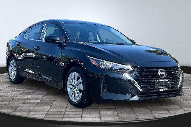 Used 2025 Nissan Sentra S FWD image 3