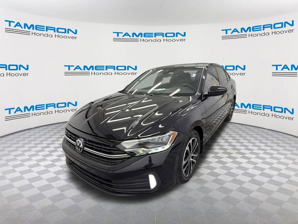 Used 2024 Volkswagen Jetta Sport FWD image 1