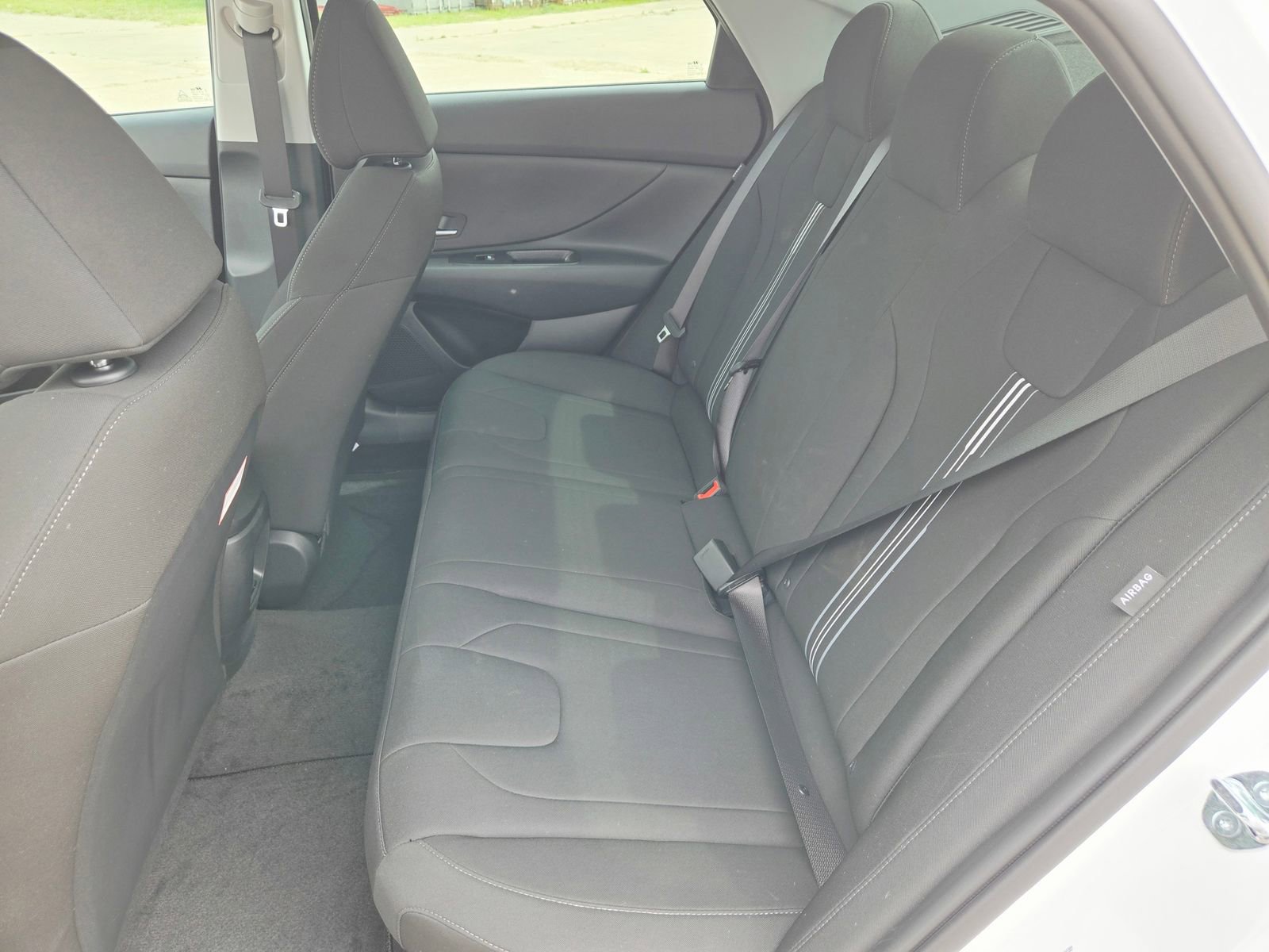 New 2026 Hyundai Elantra Blue FWD image 17