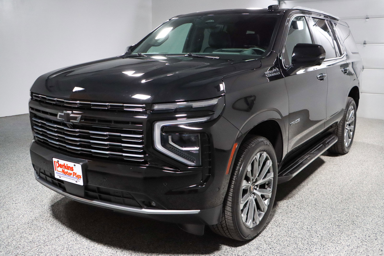 Used 2025 Chevrolet Tahoe High Country w/ Sun And Tow Package AWD/4WD image 38