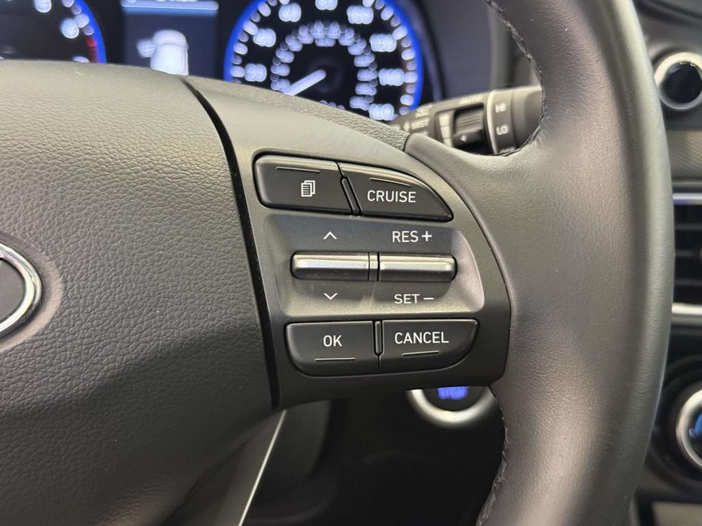 Used 2019 Hyundai Kona Ultimate FWD image 30