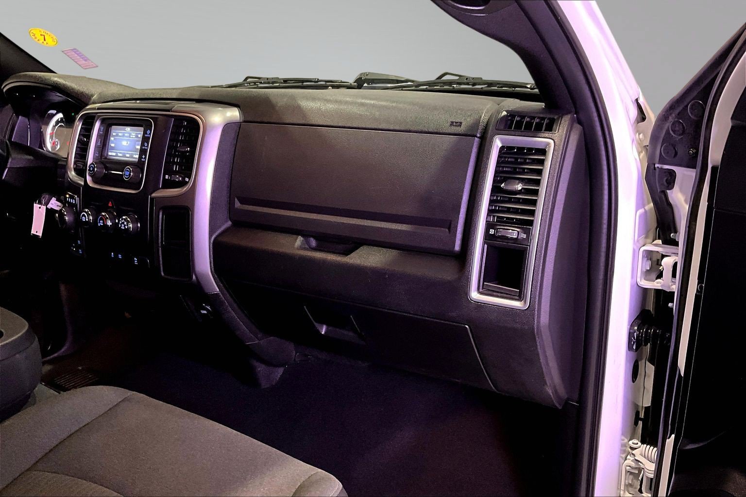 Used 2024 RAM 1500 Classic Warlock AWD/4WD image 27