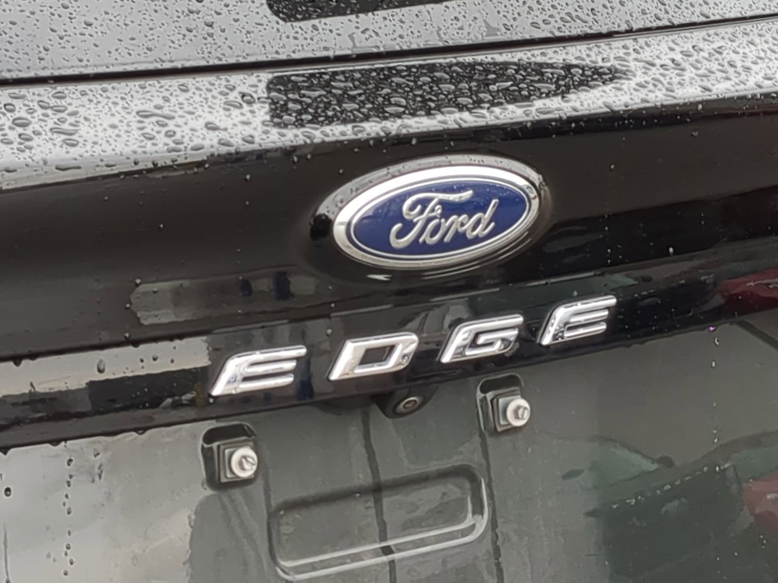 Used 2023 Ford Edge SEL image 16