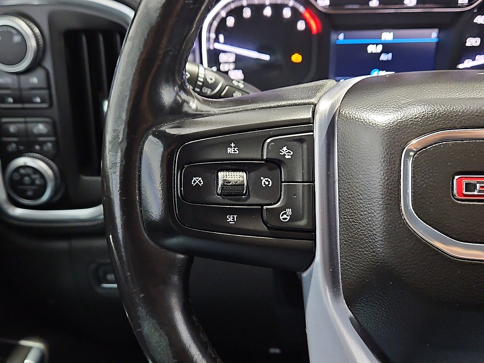 Used 2019 GMC Sierra 1500 SLT image 17