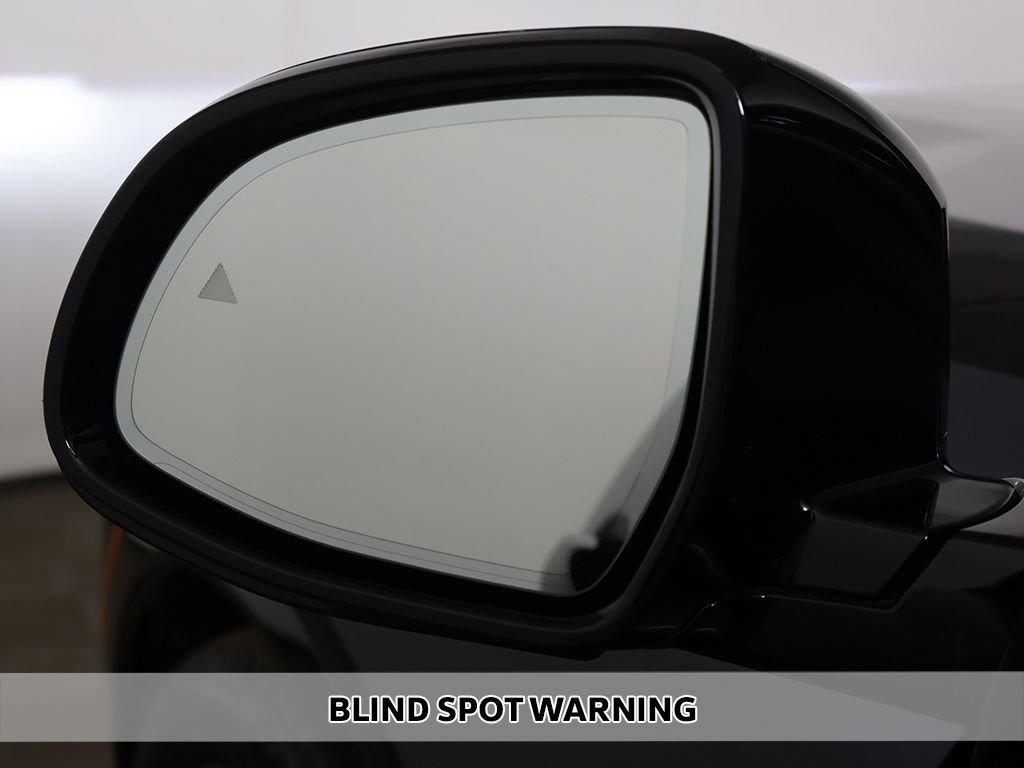 Used 2024 BMW X7 xDrive40i w/ M Sport Package image 8