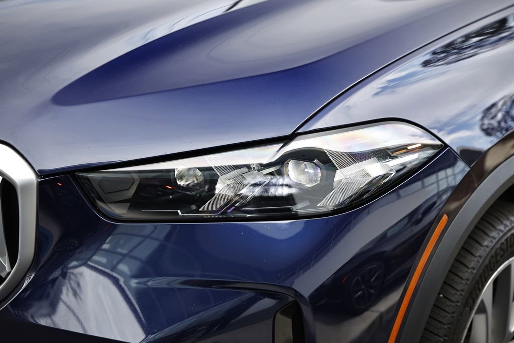 Certified 2024 BMW X5 xDrive40i w/ Parking Assistance Package image 12