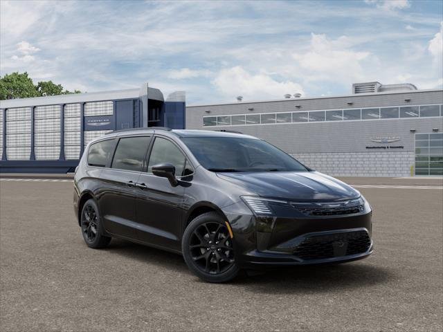 New 2027 Chrysler Pacifica Limited w/ Family Tech Group FWD image 15