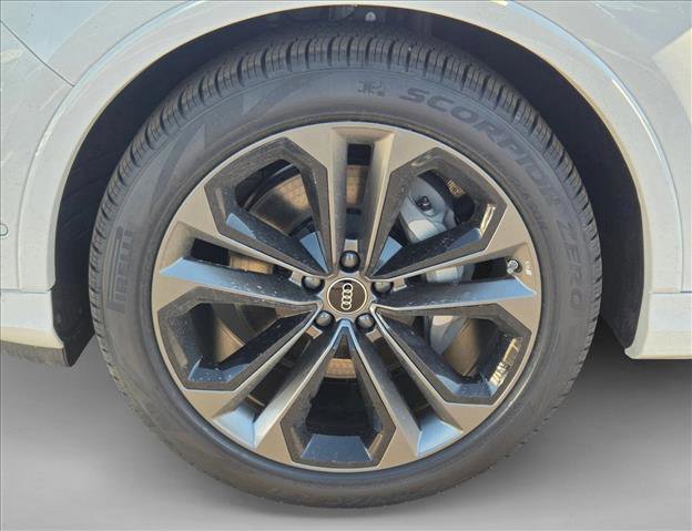 New 2026 Audi Q7 3.0T Premium Plus image 10