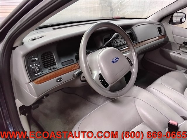 Used 2001 Ford Crown Victoria LX RWD image 11