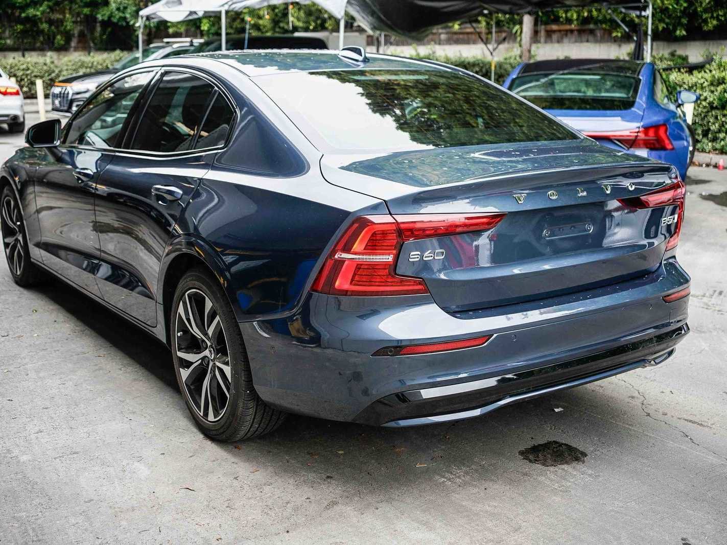 Used 2023 Volvo S60 B5 Plus w/ Climate Package image 2