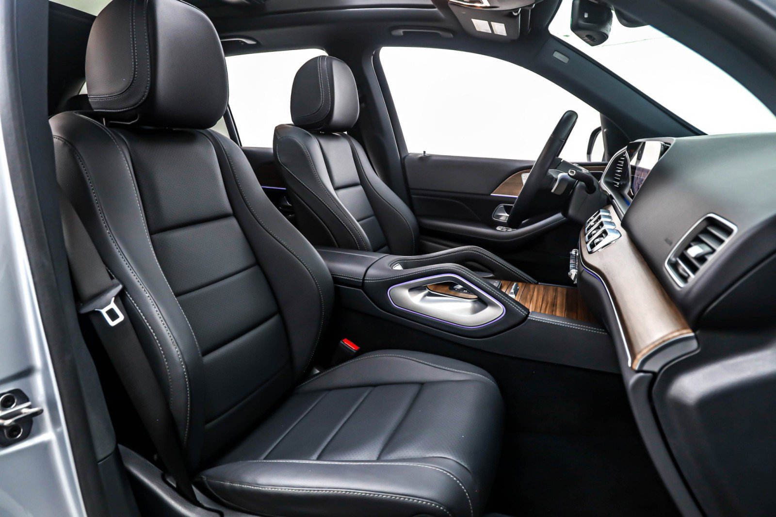 Certified 2025 Mercedes-Benz GLE 350 4MATIC image 7