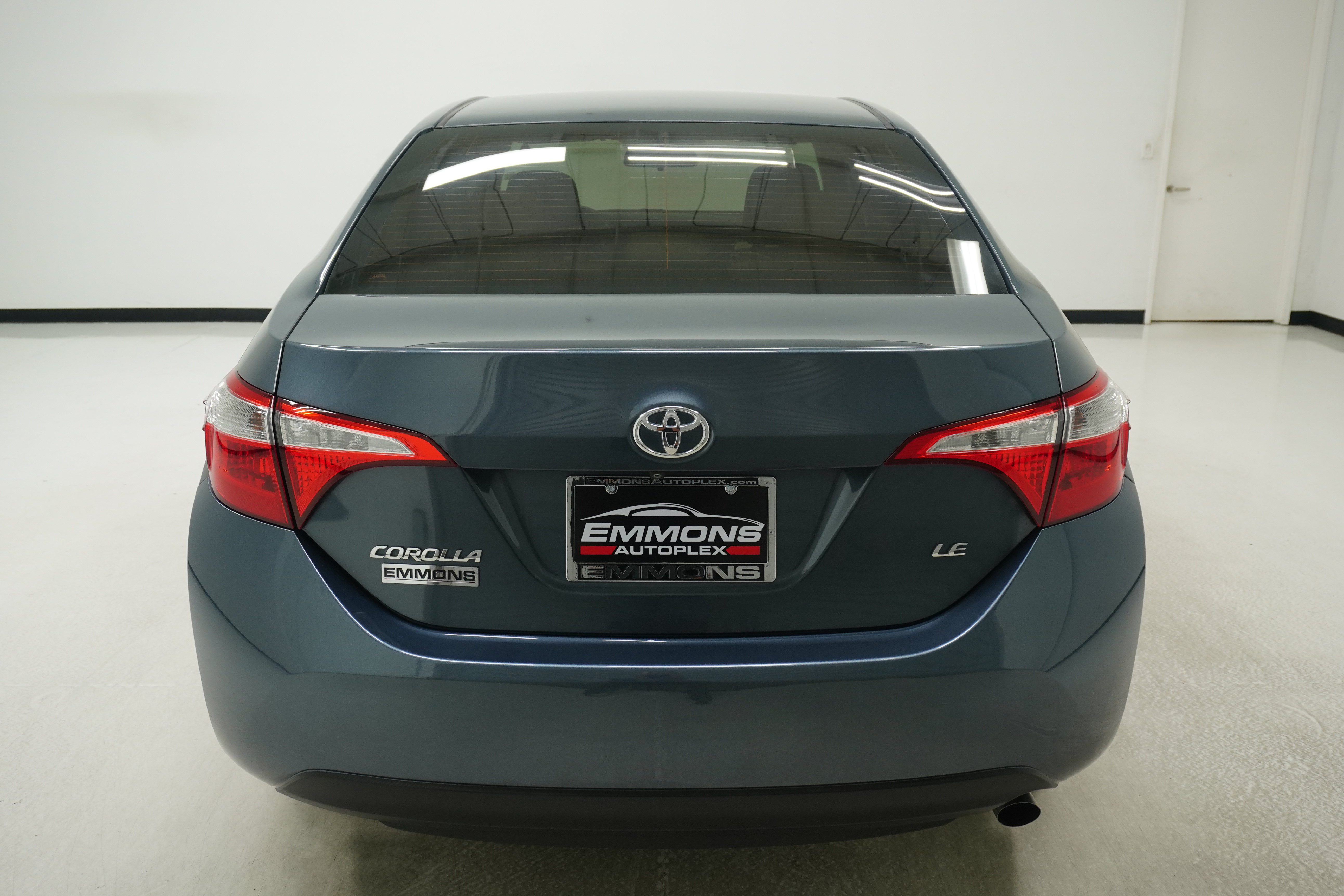 Used 2014 Toyota Corolla LE FWD image 5