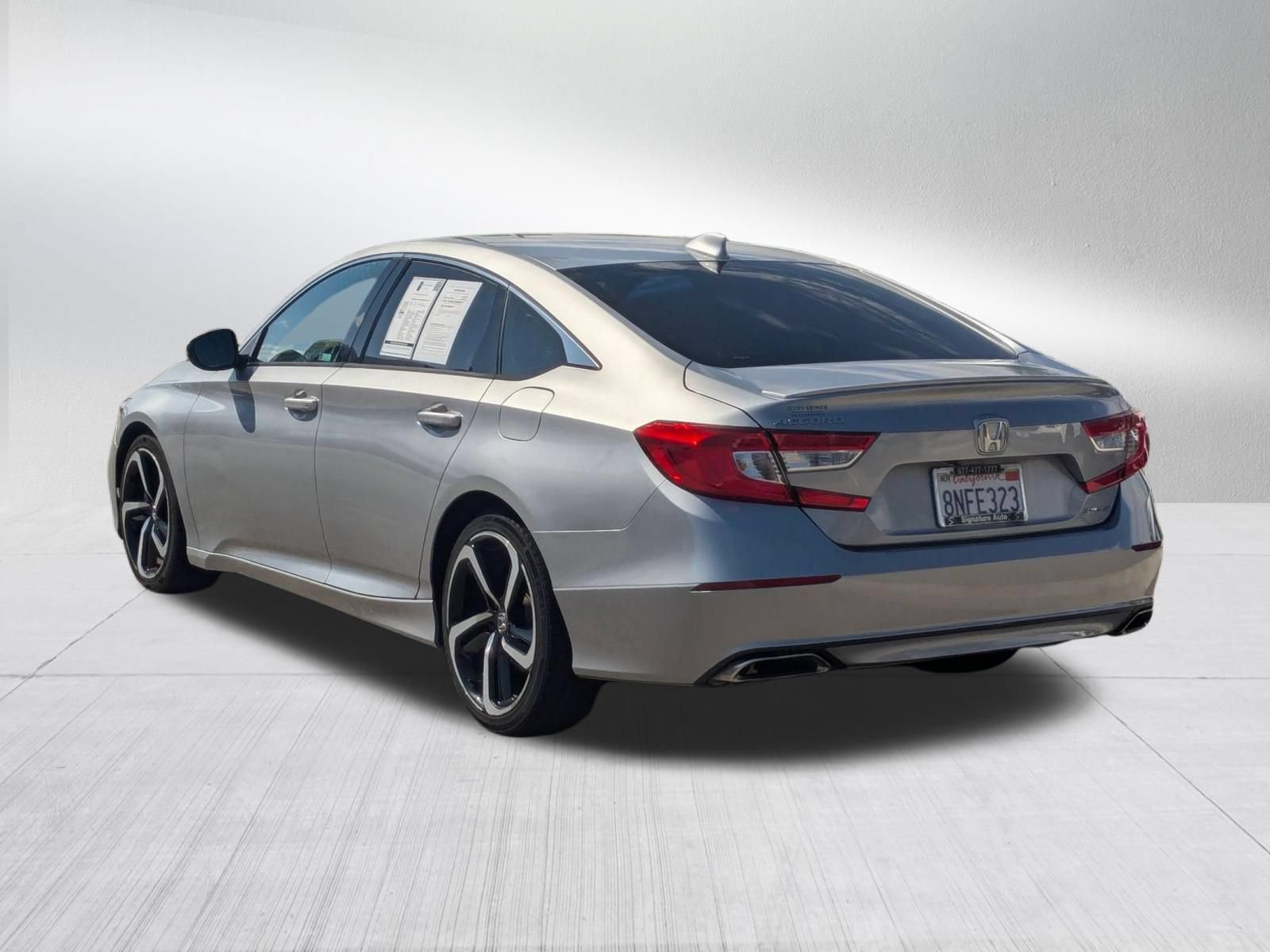 Used 2019 Honda Accord Sport image 3