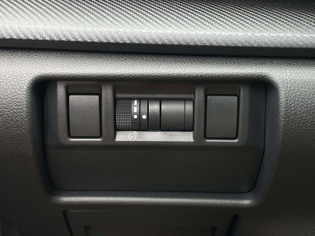 Certified 2025 Subaru Crosstrek 2.5i Sport w/ Popular Package #4A image 9