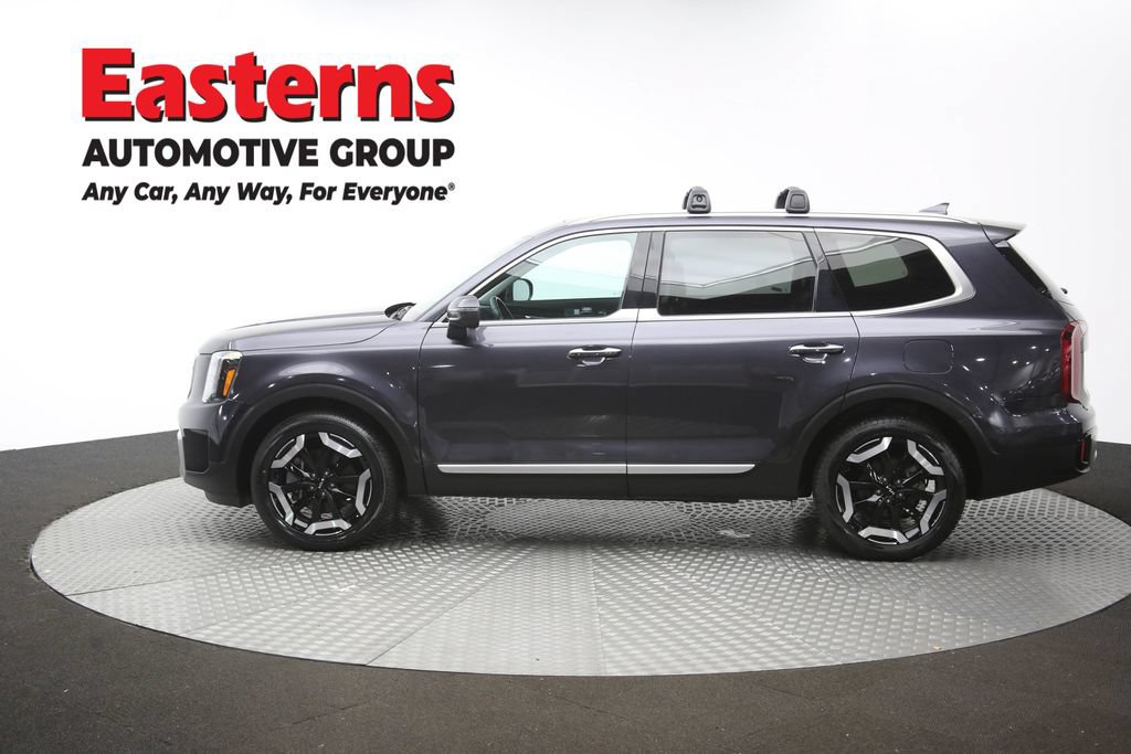 Used 2025 Kia Telluride S AWD/4WD image 61