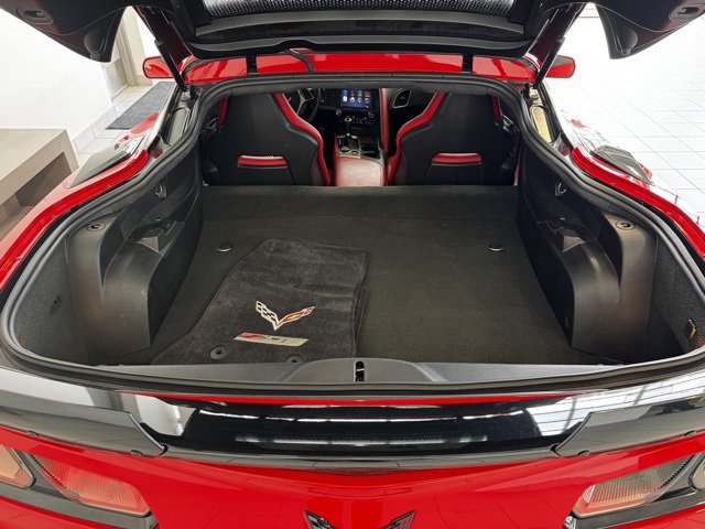 Used 2015 Chevrolet Corvette Z06 w/ 3LZ Preferred Equipment Group image 34