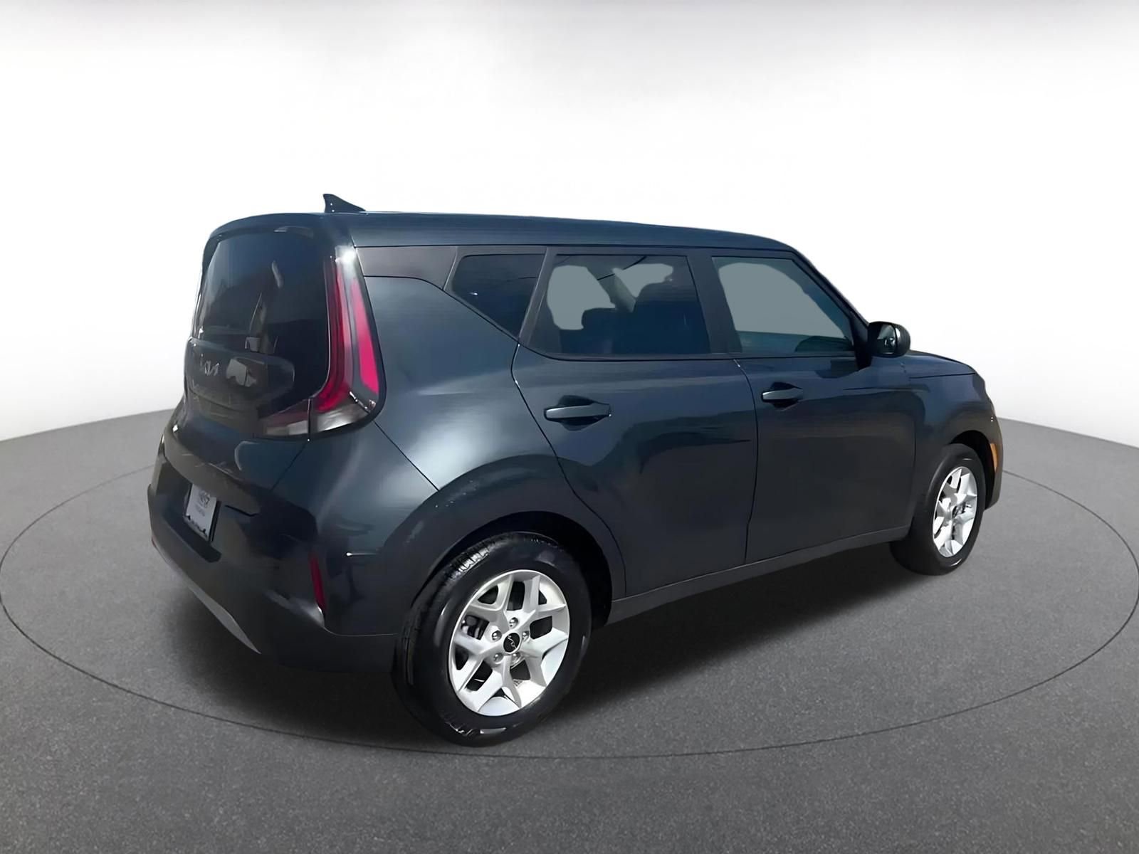 Used 2025 Kia Soul LX w/ LX Technology Package image 14