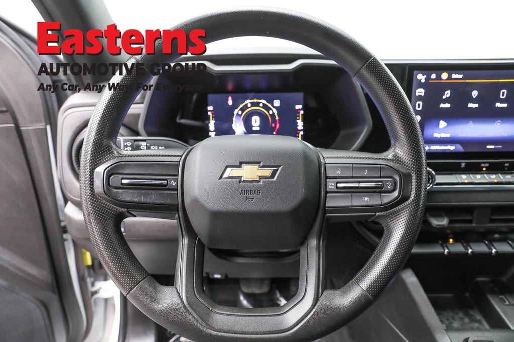 Used 2023 Chevrolet Colorado W/T image 10