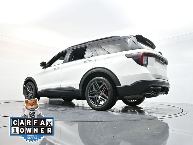 Used 2025 Ford Explorer ST image 34