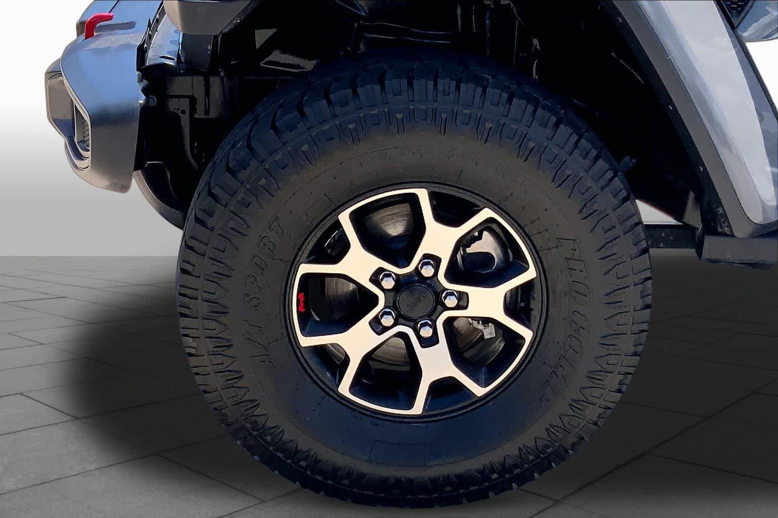 Used 2020 Jeep Wrangler Rubicon AWD/4WD image 10