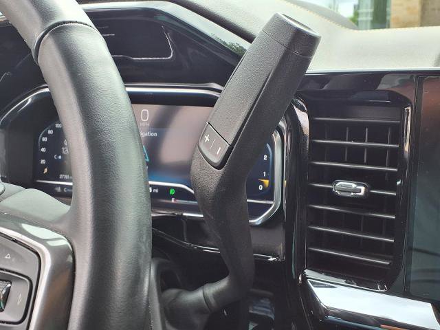 Used 2024 Chevrolet Silverado 2500 ZR2 w/ Technology Package image 14