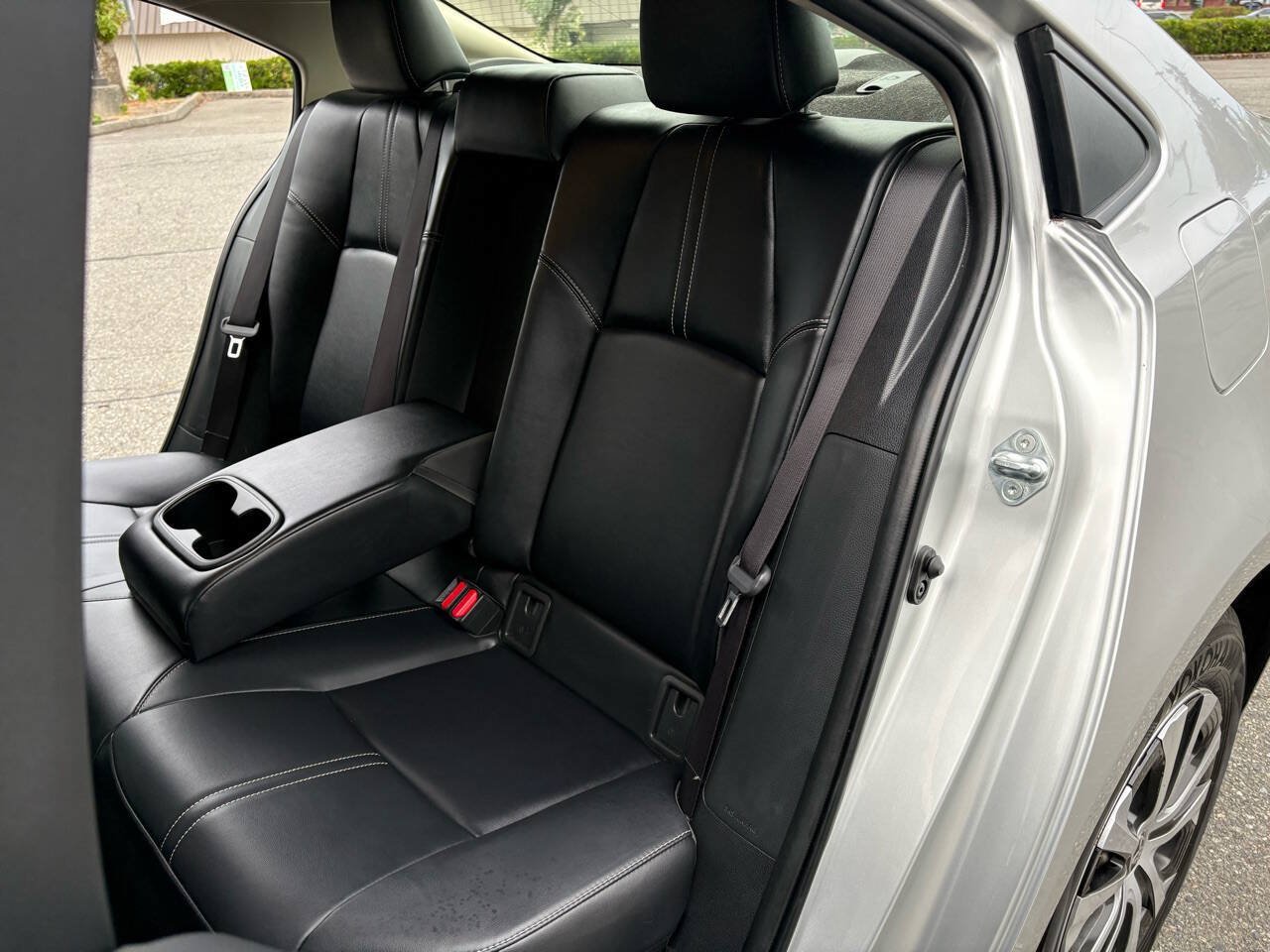Used 2022 Toyota Corolla LE w/ Premium Interior Package FWD image 21