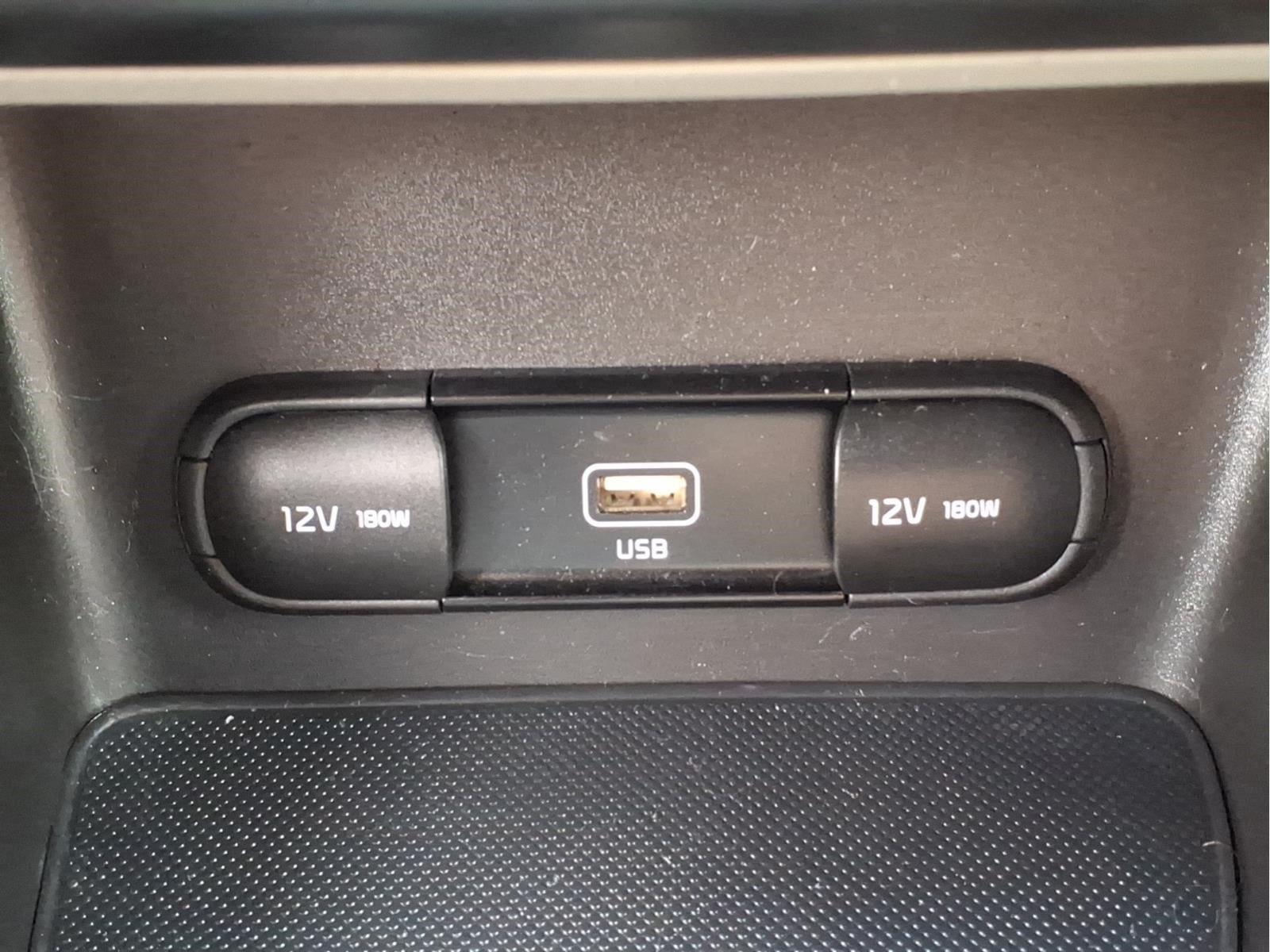 Used 2020 Kia Sportage LX AWD/4WD image 13