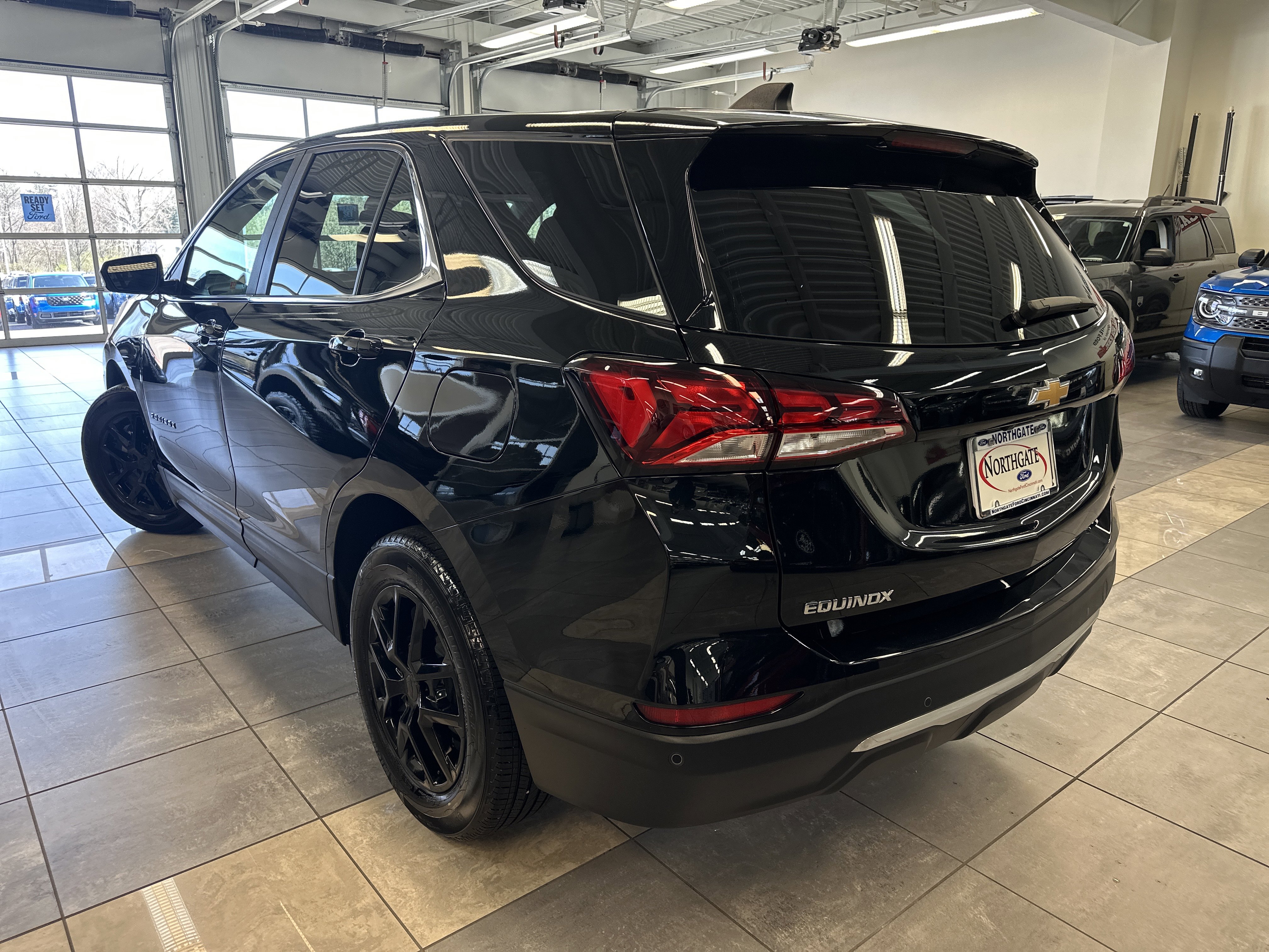 Used 2024 Chevrolet Equinox LT FWD image 14