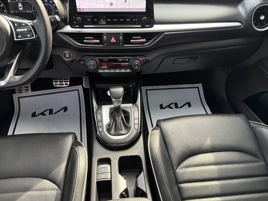 Used 2022 Kia Forte GT-Line w/ GT-Line Premium Package image 24