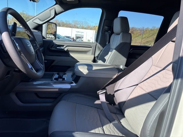 New 2026 Chevrolet Silverado 2500 ZR2 w/ LPO, Dark Essentials Package image 5