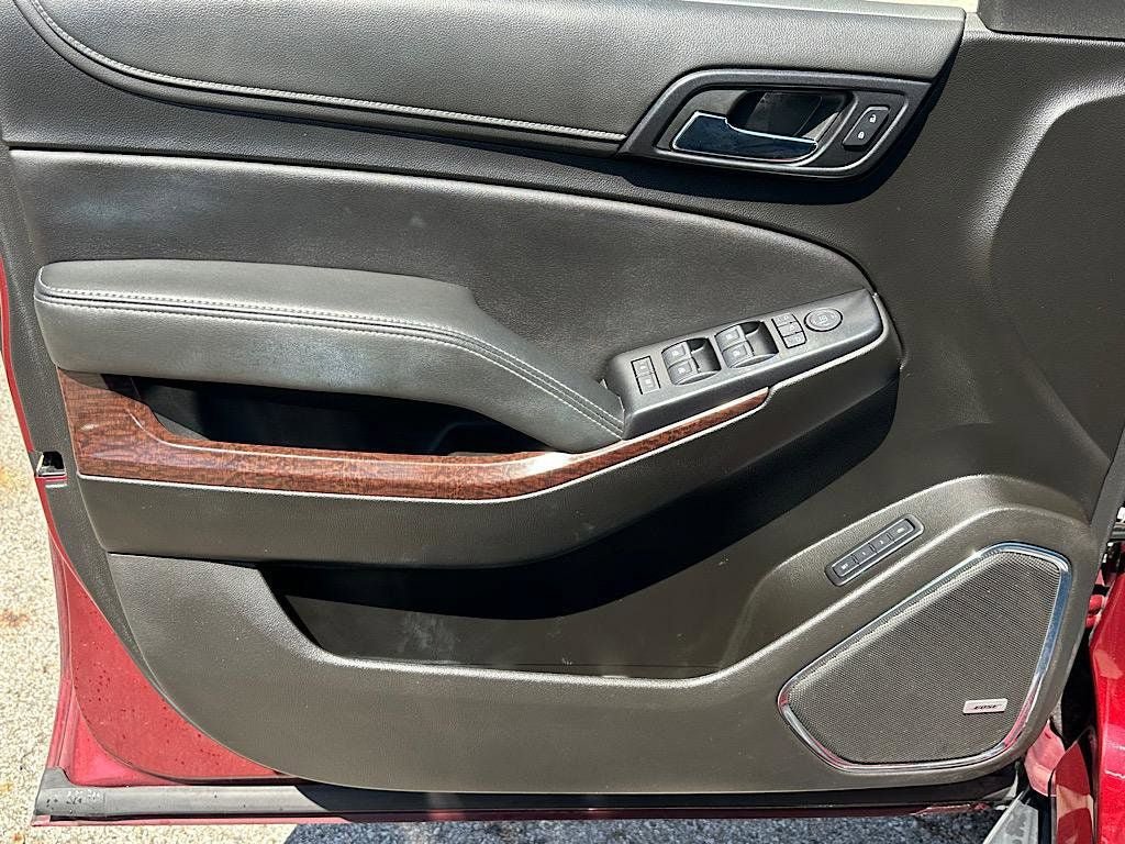 Used 2019 GMC Yukon SLT w/ Open Road Package AWD/4WD image 12