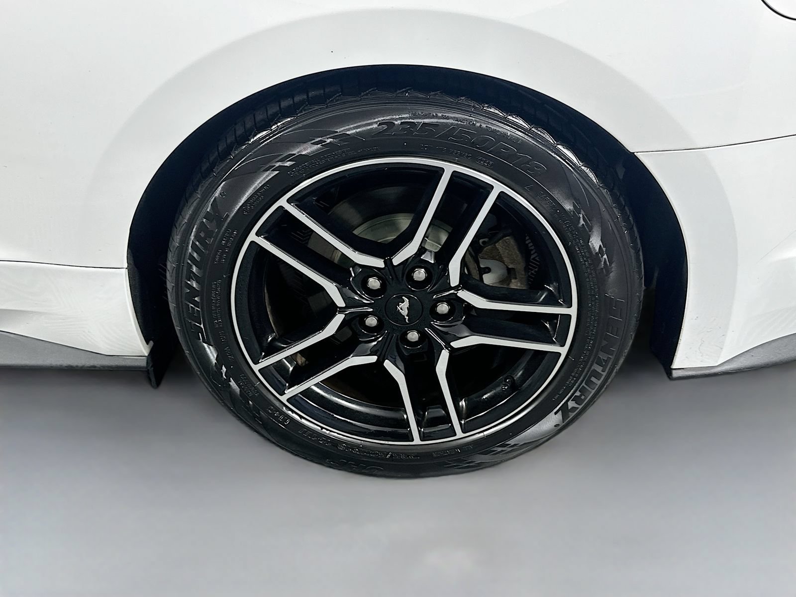 Used 2018 Ford Mustang Premium RWD image 35