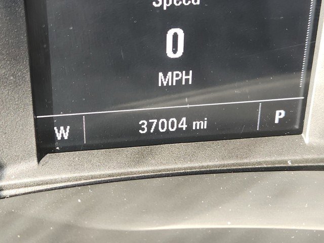 Used 2018 Chevrolet Malibu LT image 32