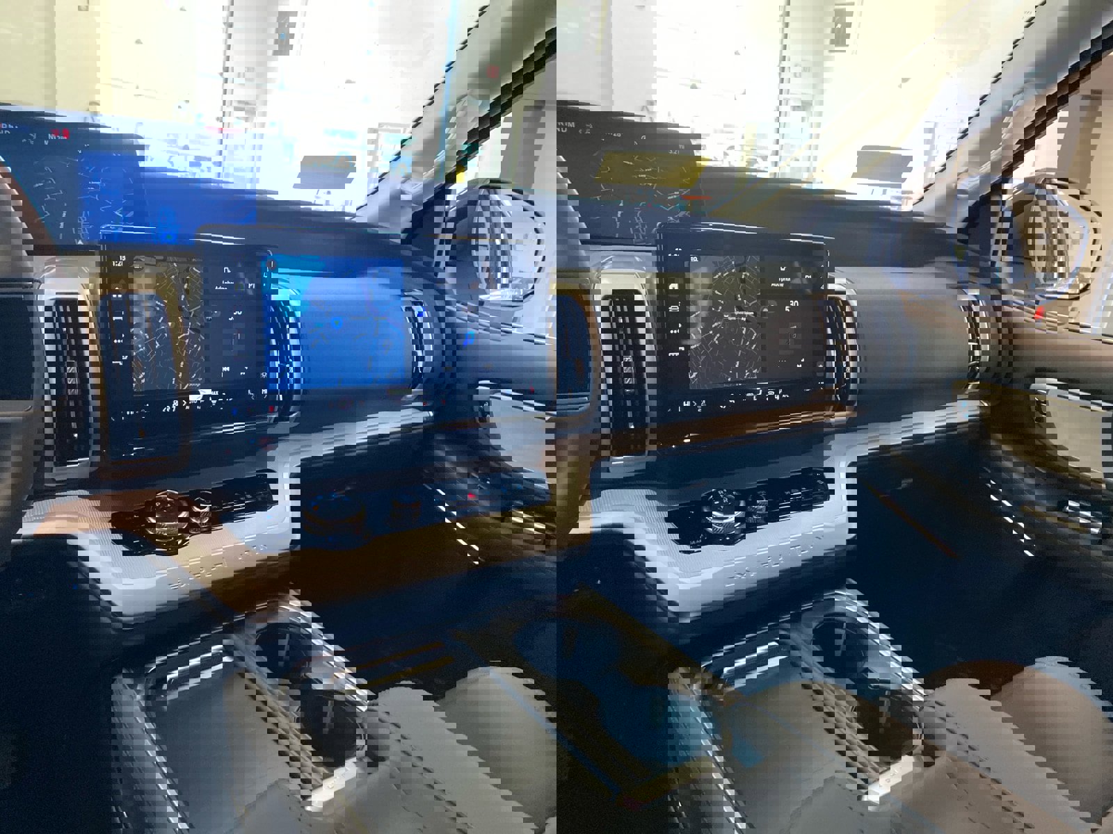 New 2026 Ford Expedition Active image 24