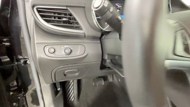 Used 2021 Buick Encore Preferred w/ Safety Package AWD/4WD image 23