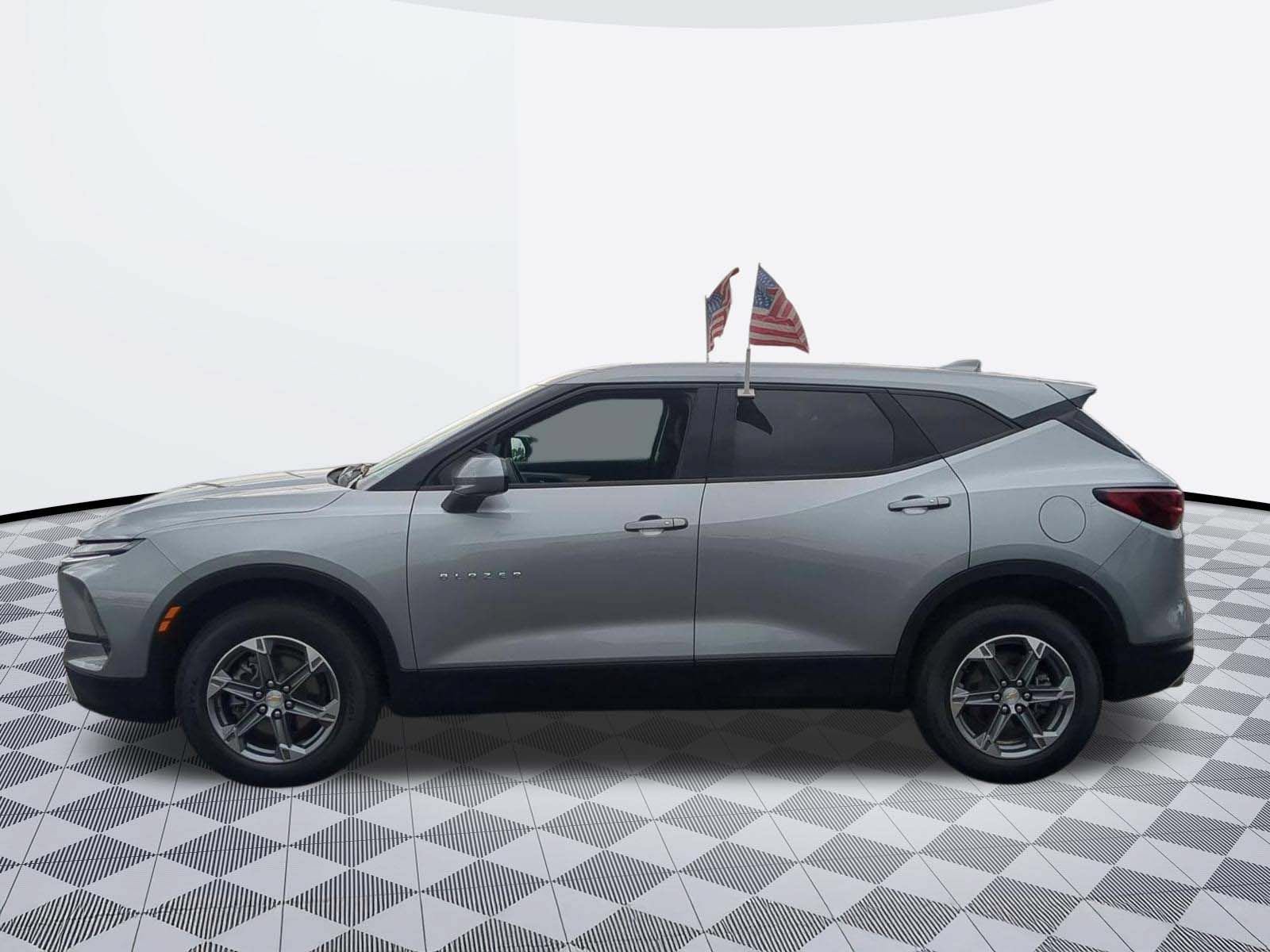 Certified 2023 Chevrolet Blazer LT w/ Driver Confidence Package FWD image 4