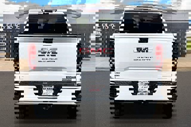 New 2026 GMC Sierra 1500 Elevation image 4