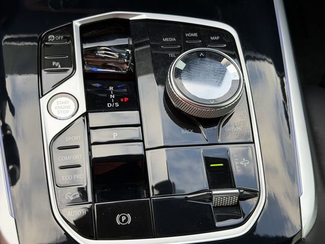 Certified 2024 BMW X7 M60i w/ Executive Package image 29